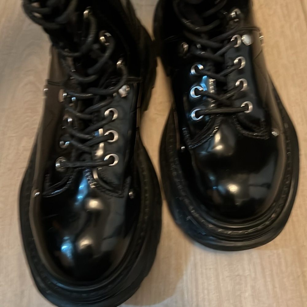 New - Picture 5 of 7